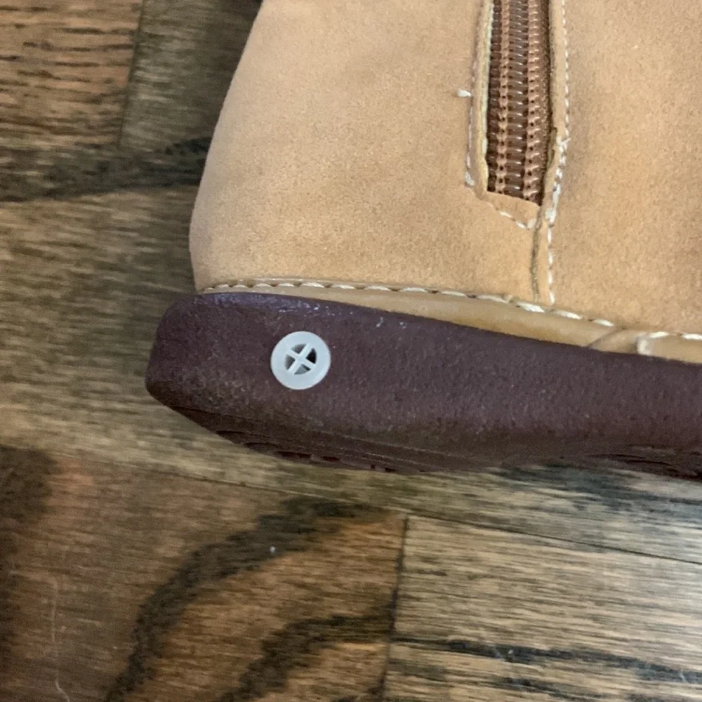 Itzy Bitzy Tan Suede Squeaky Baby Walker Boots
